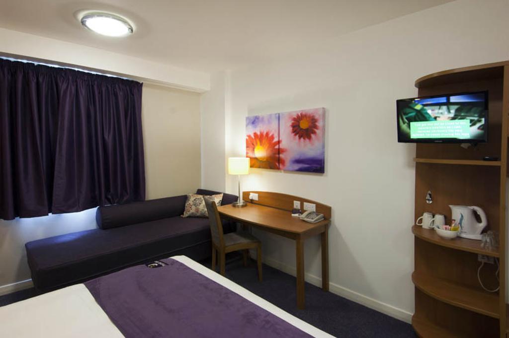 Comfort Inn Kensington Londen Buitenkant foto